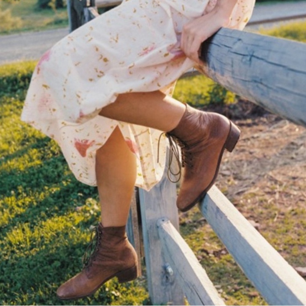 Christy Dawn The Dawn Boot Walnut Leather Sz 9 Lace Up Dress Handmade
